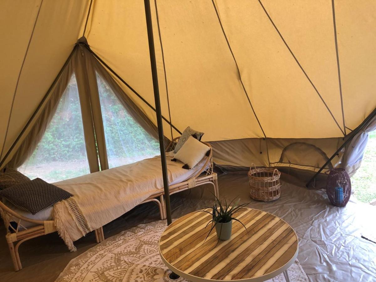 Camping Moulin De Chaules Saint-Constant Bagian luar foto
