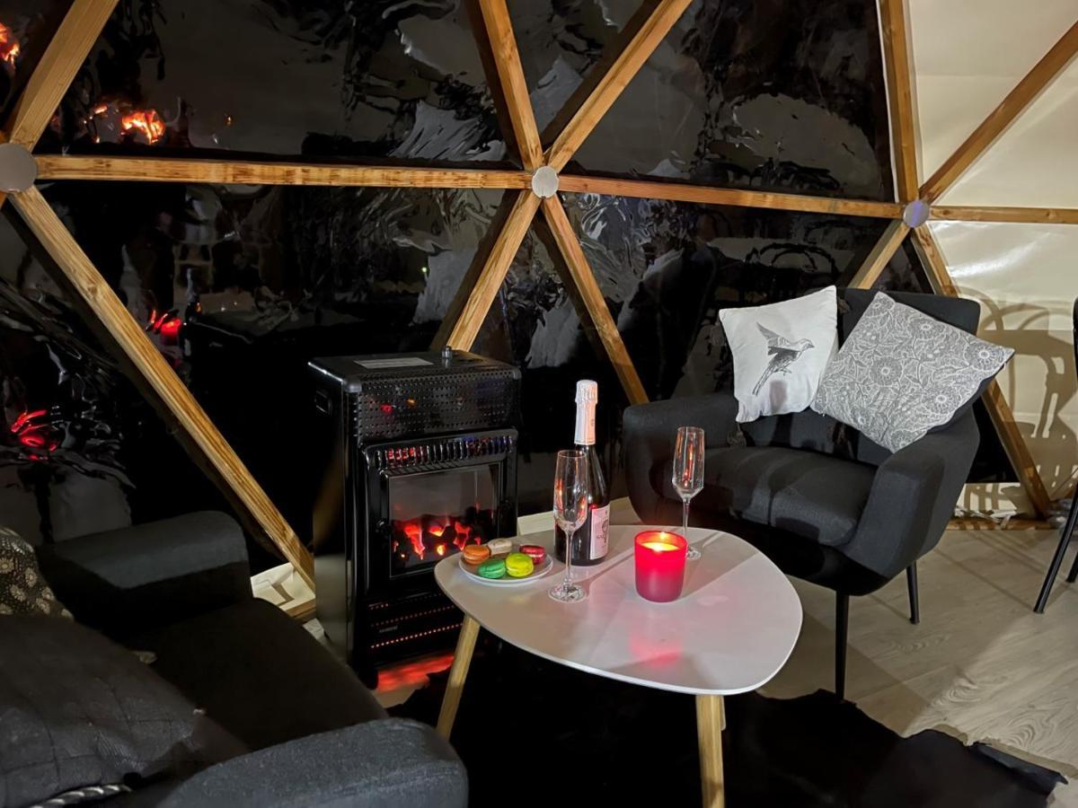 Camping Moulin De Chaules Saint-Constant Bagian luar foto