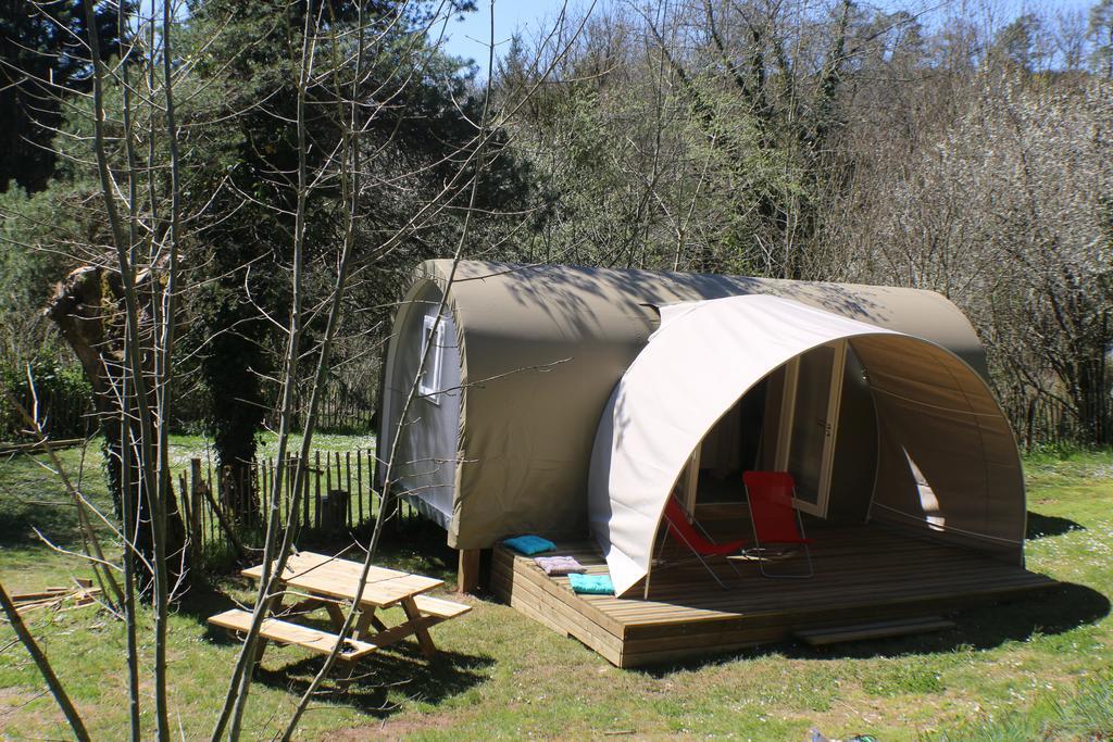 Camping Moulin De Chaules Saint-Constant Bagian luar foto