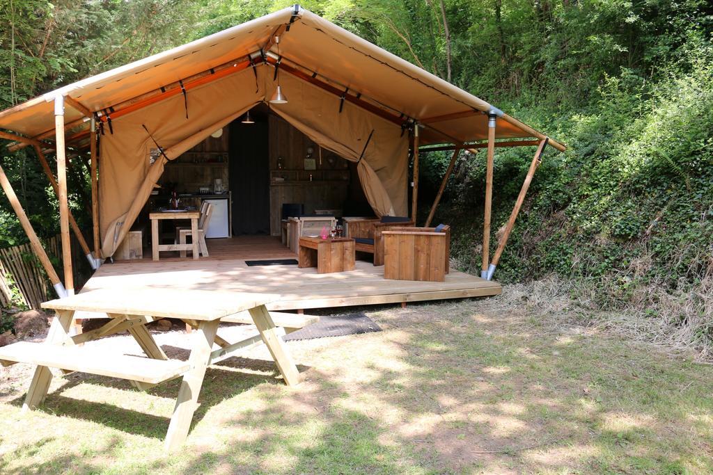 Camping Moulin De Chaules Saint-Constant Bagian luar foto